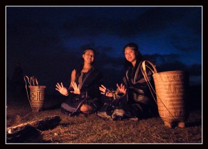 Tribal Dance at high ISO (ISO1600)